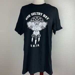 One Sultry Day Concert T-Shirt Size L EUC